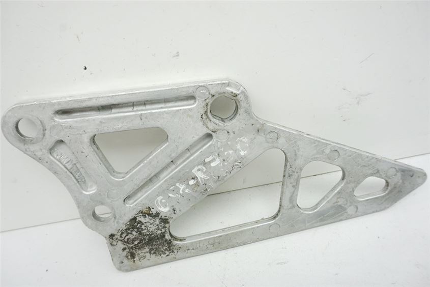 SUZUKI GSX-R 750 GR77B - FOOTREST BRACKET RIDER LEFT FOOTREST HOLDER 88-89