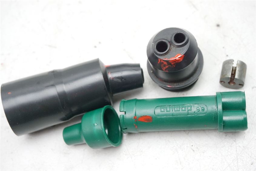 PIAGGIO SFERA 50 C01 DISTRIBUIDOR DE CABLE DE ACELERADOR