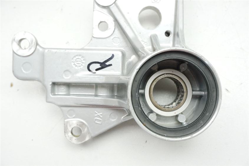 PIAGGIO MP3 YOURBAN 300 LT M75 HALTERUNG RECHTS STOßDÄMPFER BREMSSATTEL HALTER