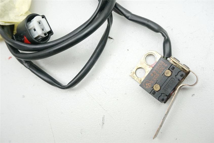 BMW F 800 ST A E8ST K71 INTERRUPTOR FRENO TRASERO