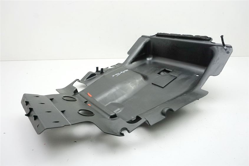 SUZUKI AN 650 ABS WVBU BURGMAN EXECUT FAIRING TANK BOTTOM COVER