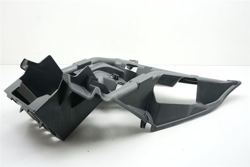 SUZUKI AN 650 ABS WVBU BURGMAN EXECUT CAJA DE BATERÍA GUARDABARROS PASO DE RUEDA