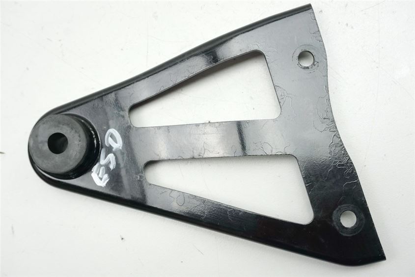 SUZUKI AN 650 ABS WVBU BURGMAN EXECUT EXHAUST MOUNT BRACKET HOLDER