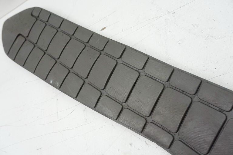 SUZUKI AN 650 ABS WVBU BURGMAN EXECUT GOMA REPOSAPIÉS IZQUIERDO DEL CONDUCTOR ESTRIBERA