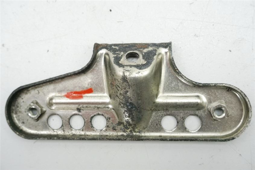 SUZUKI AN 650 ABS WVBU BURGMAN EXECUT SOPORTE REPOSAPIÉS PASAJERO IZQUIERDO