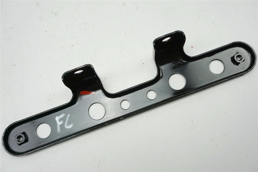 SUZUKI AN 650 ABS WVBU BURGMAN EXECUT SOPORTE REPOSAPIÉS CONDUCTOR IZQUIERDO REFUERZO