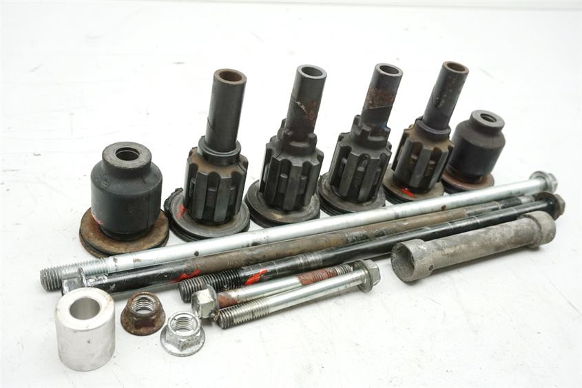 SUZUKI AN 650 ABS WVBU BURGMAN EXECUT SOPORTE DE MOTOR EJE TORNILLOS SOPORTE DE MOTOR