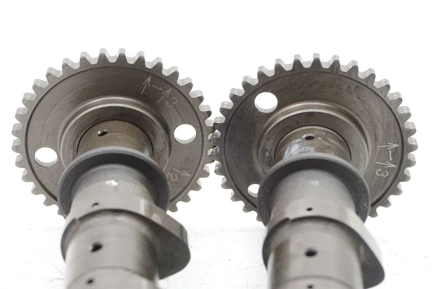 SUZUKI AN 650 ABS WVBU BURGMAN EXEC INTAKE & EXHAUST CAMSHAFT