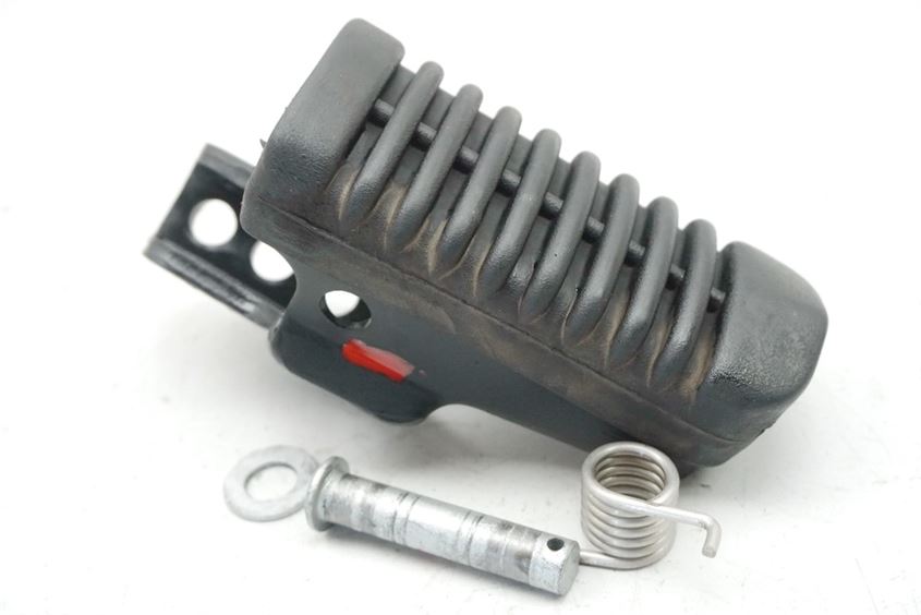 APRILIA PEGASO 650 ML REPOSAPIÉS DERECHO DEL CONDUCTOR