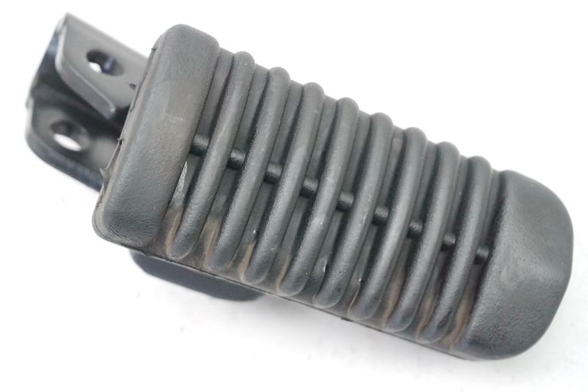 APRILIA PEGASO 650 ML REPOSAPIÉS DERECHO DEL CONDUCTOR