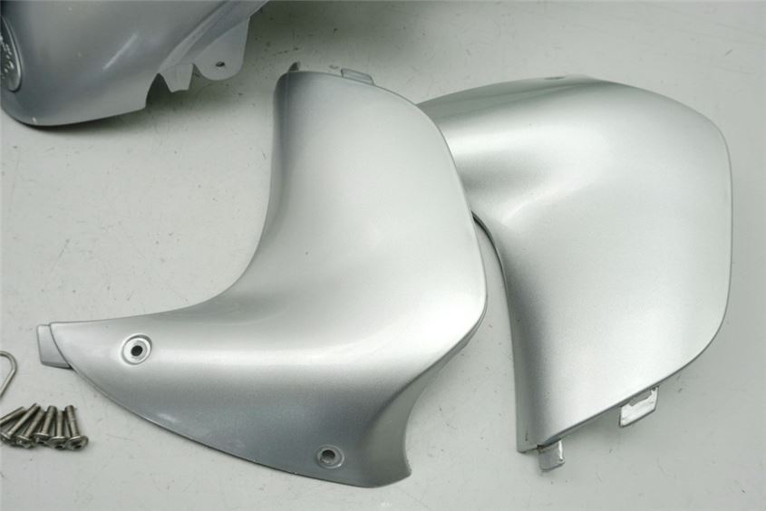 APRILIA PEGASO 650 ML KOTFLÜGEL VORN FENDER SCHUTZBLECH COVER HALTER