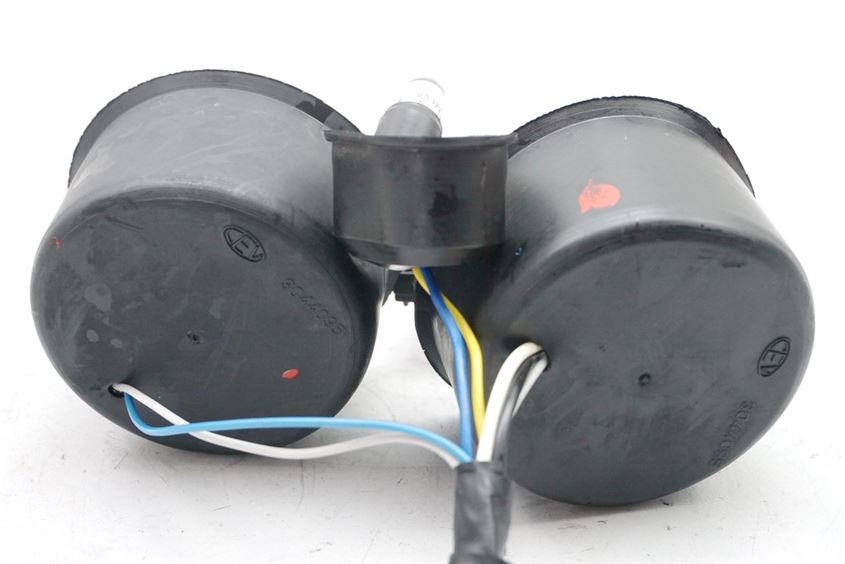 APRILIA PEGASO 650 ML KABELBAUM SCHEINWERFER KABEL GUMMI KAPPE