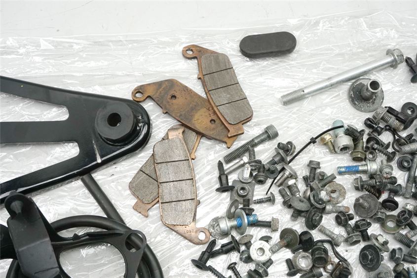 SUZUKI AN 650 ABS WVBU BURGMAN SCHRAUBEN & KLEINTEILE