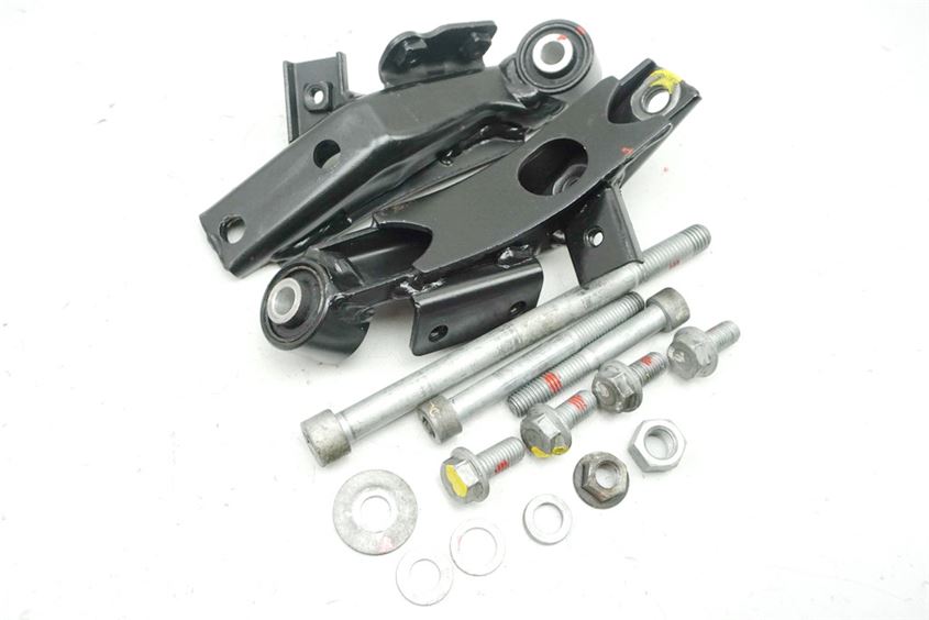 BMW K 1200 LT A K2LT MOUNTING ENGINE AXLE BOLTS SCREWS ENGINE MOUNT