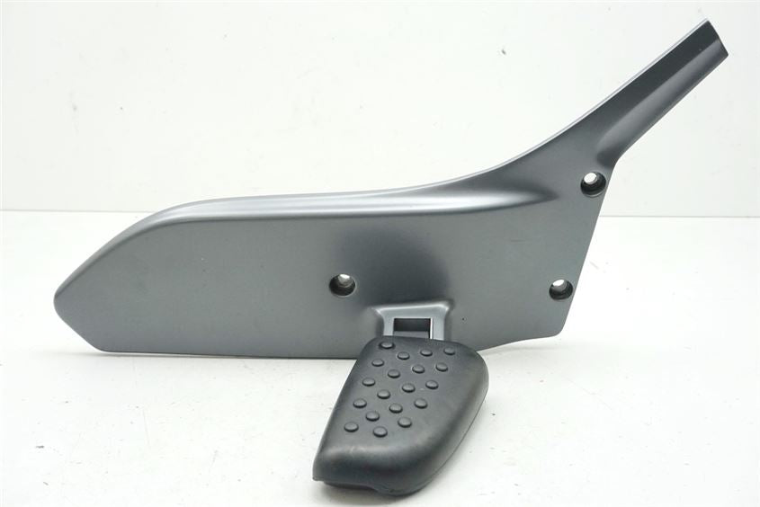 BMW K 1200 LT A K2LT FOOTREST PLATE PASSENGER RIGHT FOOTREST HOLDER