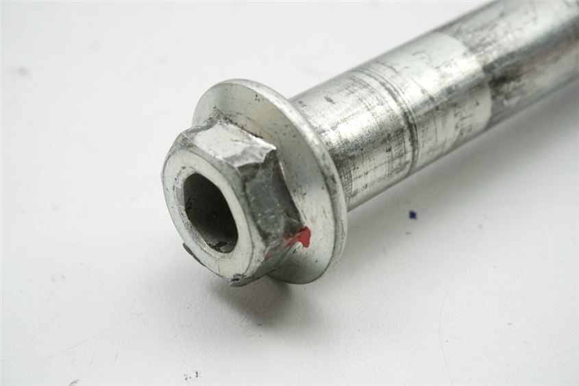 HONDA CBR 600 PC35 REAR AXLE SHAFT