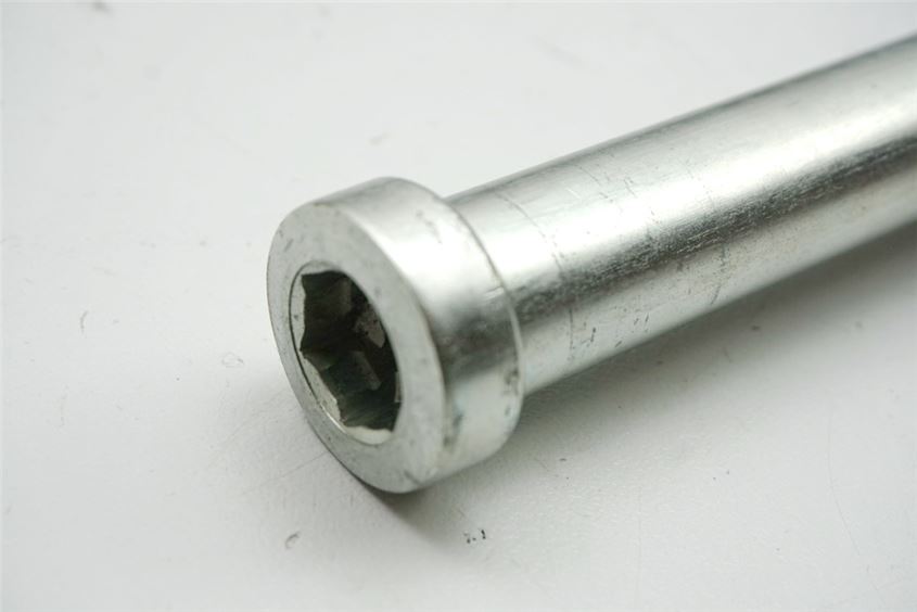 HONDA CBR 600 PC35 SWING ARM AXLE SWINGARM