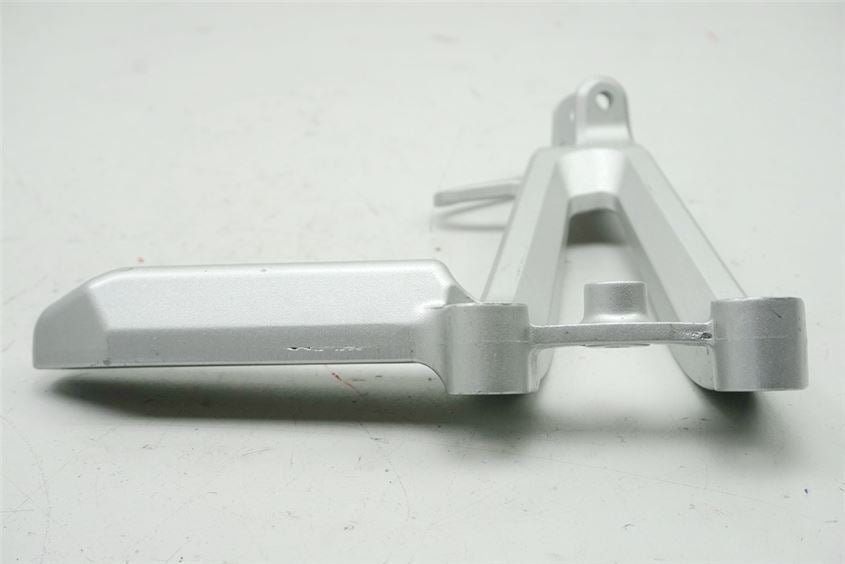 HONDA CBR 600 PC35 SOPORTE REPOSAPIÉS PASAJERO IZQUIERDO REPOSAPIÉS