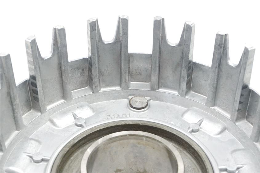 YAMAHA FZ 750 2KK CLUTCH BASKET
