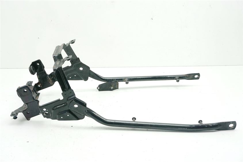 YAMAHA FZ 750 2KK SOPORTE SUBCHASIS PORTALUCES TRASERO BASTIDOR
