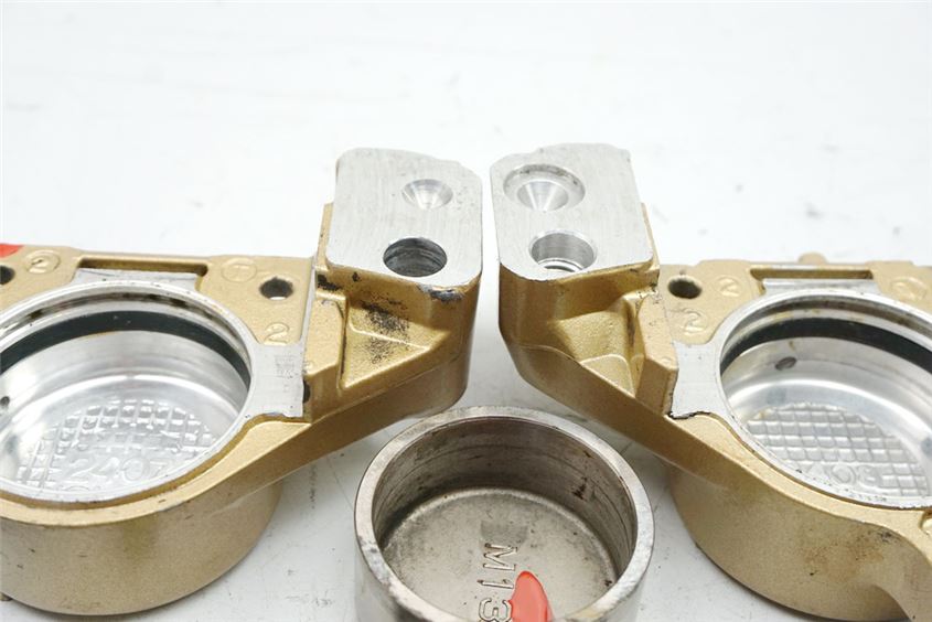 YAMAHA FZ 750 2KK BREMSSATTEL LINKS BRAKE CALIPER