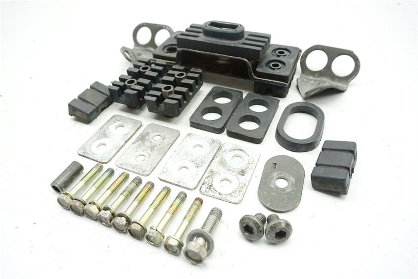 YAMAHA FZ 750 2KK SOPORTE DEPÓSITO GOMAS TORNILLOS SUJECCIÓN DEPÓSITO