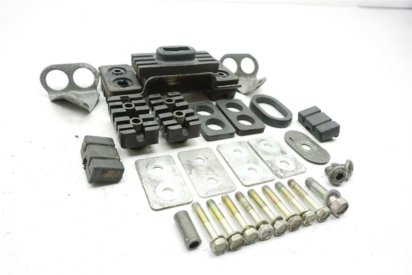 YAMAHA FZ 750 2KK SOPORTE DEPÓSITO GOMAS TORNILLOS SUJECCIÓN DEPÓSITO