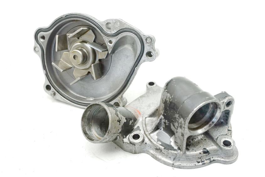 YAMAHA FZ 750 2KK WASSERPUMPE WATER PUMP