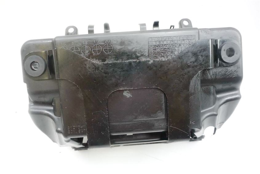 HONDA NC 700 S SA RC61 BATTERIEKASTEN BATTERIEFACH HALTER