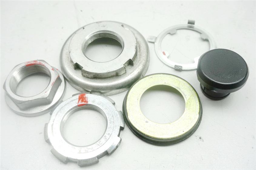 HONDA NC 700 S SA RC61 MUTTER SICHERUNG LENKOPF GABELBRÜCKE