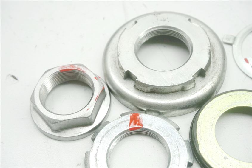 HONDA NC 700 S SA RC61 MUTTER SICHERUNG LENKOPF GABELBRÜCKE