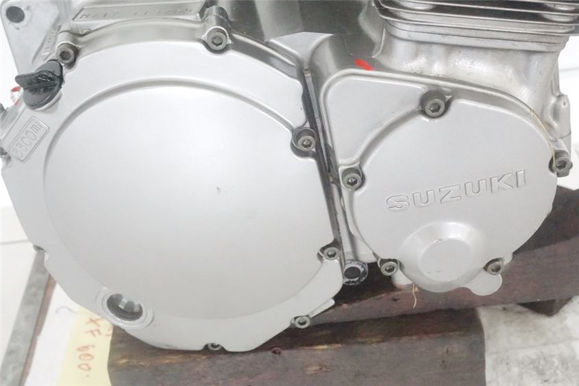 SUZUKI GSX 600 F AJ MOTOR ENGINE KURBELWELLE ZYLINDERKOPF GETRIEBE - 19628 KM