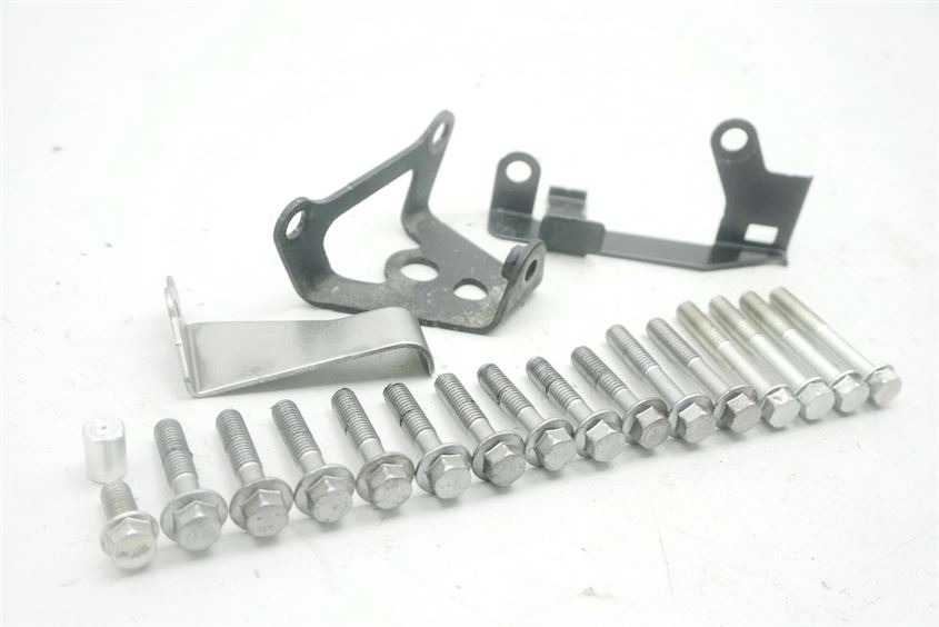 HONDA NC 700 S SA RC61 SCREWS ALTERNATOR COVER STATOR ENGINE COVER SCREWS