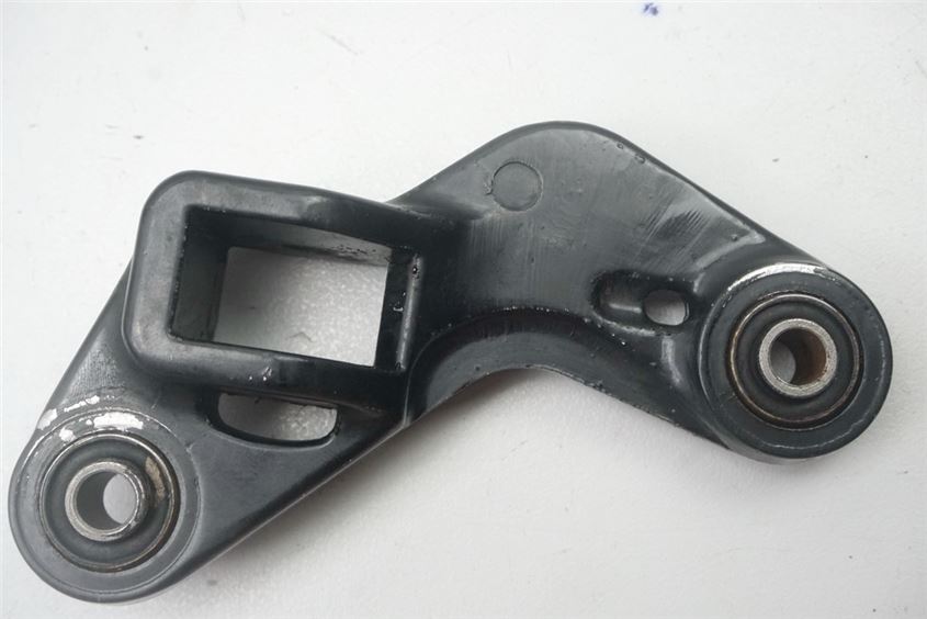 SUZUKI GSX 600 F AJ FUßRASTENTRÄGER FAHRER LINKS HALTER FUßRASTE
