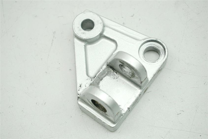 KAWASAKI GPZ 600 R NINJA ZX600A FOOTREST BRACKET RIDER LEFT HOLDER FOOTREST