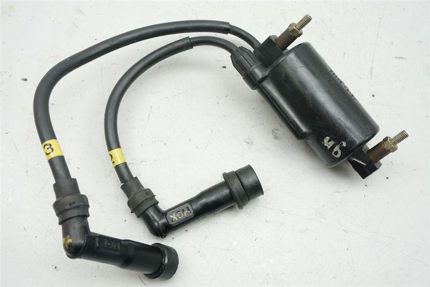 KAWASAKI GPZ 600 R NINJA ZX600A BOBINA DE ENCENDIDO 2+3 CABLE DE BUJÍA
