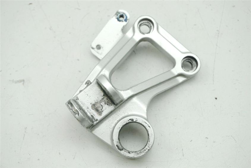 KAWASAKI GPZ 600 R NINJA ZX600A FOOTREST BRACKET PASSENGER RIGHT HOLDER FOOTREST