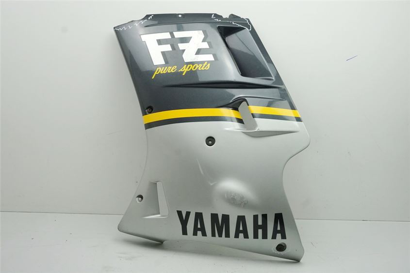 YAMAHA FZ 750 2KK CARENADO LATERAL IZQUIERDO TAPA CUBIERTA