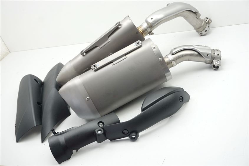 YAMAHA YZF R1 RN22 RN221 AUSPUFF SCHALLDÄMPFER EXHAUST COVER - PAAR (NEU)
