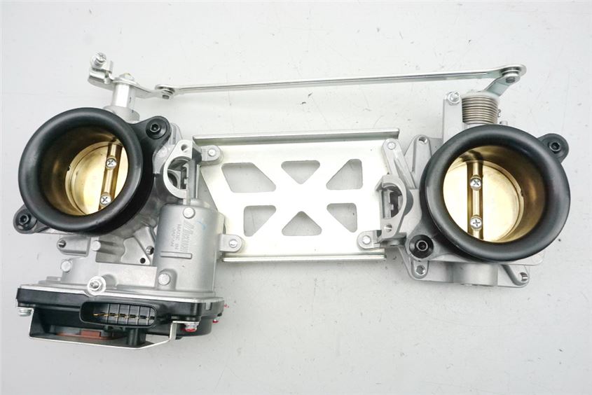 DUCATI SUPERSPORT 939 INJECTION SYSTEM INJECTION THROTTLE BODY - 11610 KM