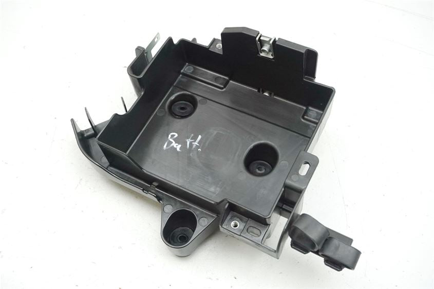 DUCATI SUPERSPORT 939 BATTERIEKASTEN BATTERIEFACH HALTER BATTERIE