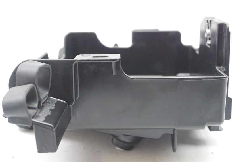 DUCATI SUPERSPORT 939 BATTERIEKASTEN BATTERIEFACH HALTER BATTERIE
