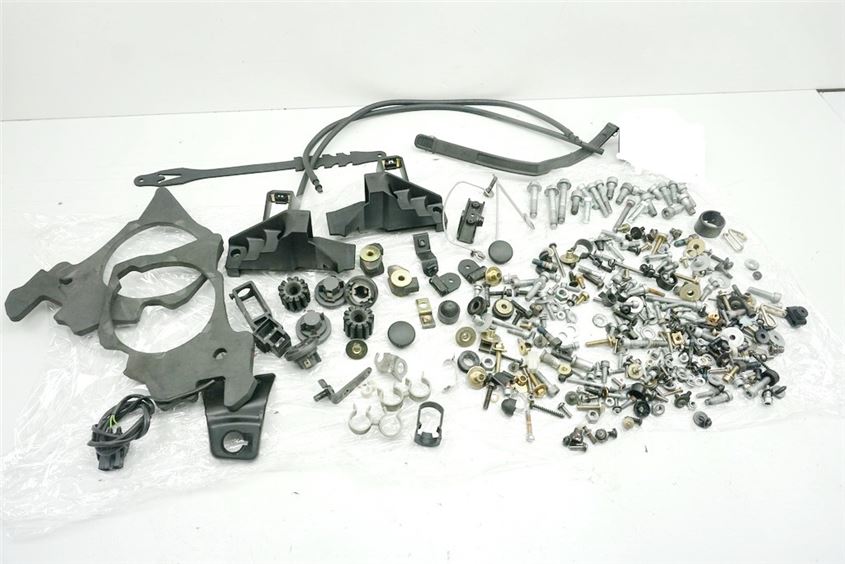 BMW R 1100 RT 259 SCREWS & SMALL PARTS