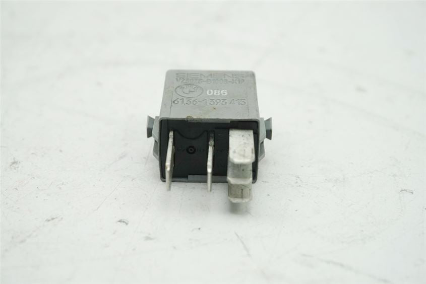 BMW R 1100 RT 259 RELAY SWITCHING RELAY - GREY