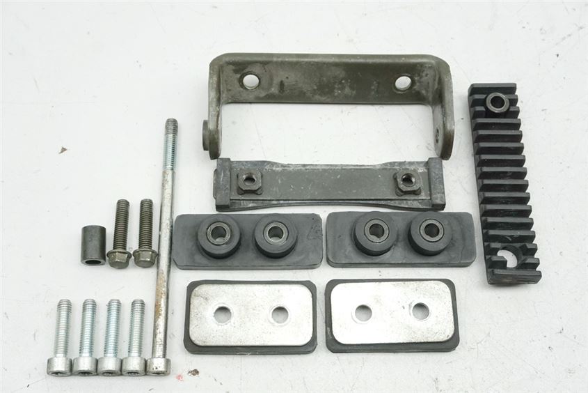 YAMAHA BT 1100 BULLDOG RP05 SOPORTE DEPÓSITO GOMAS TORNILLOS SUJECIÓN DEPÓSITO