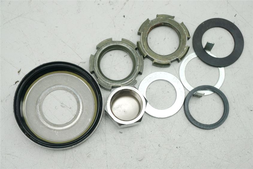 YAMAHA BT 1100 BULLDOG RP05 MUTTER SICHERUNG LENKKOPF GABELBRÜCKE SCHRAUBE