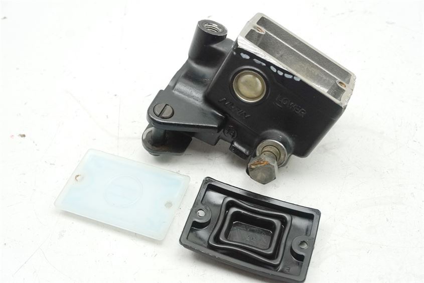 YAMAHA BT 1100 BULLDOG RP05 BREMSZYLINDER VORN BREMSPUMPE