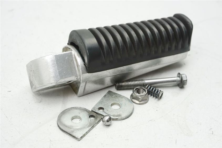 YAMAHA BT 1100 BULLDOG RP05 ESTRIBERA PASAJERO DERECHA FOOTREST
