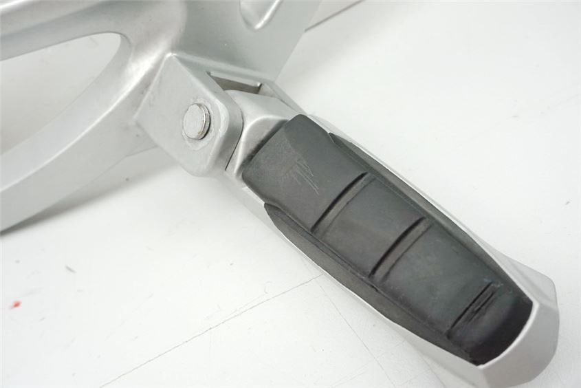 BMW K 1200 RS K12 REPOSAPIÉS PASAJERO IZQUIERDO SOPORTE REPOSAPIÉS PLACA REPOSAPIÉS