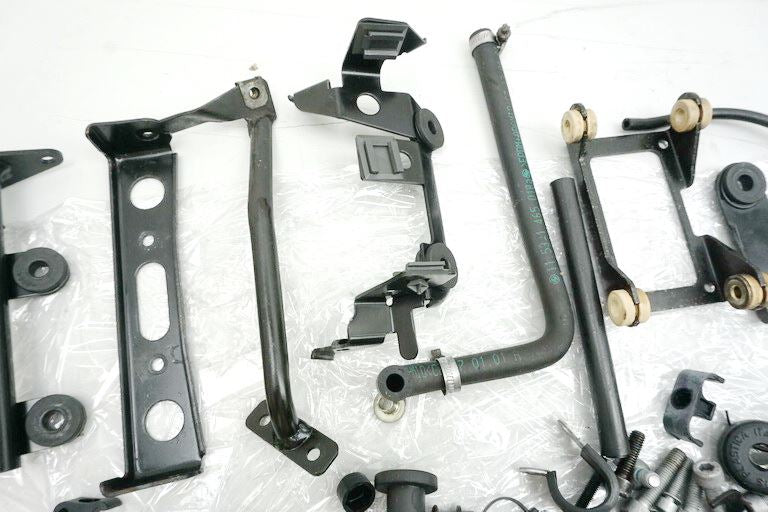 BMW K 1200 RS K12 SCHRAUBEN & KLEINTEILE & HALTER